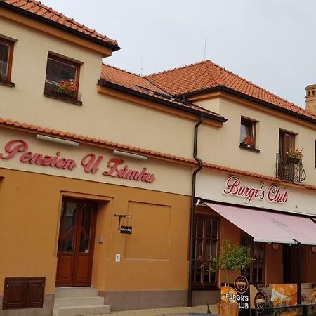 Penzion U Zamku Lednice Exterior foto