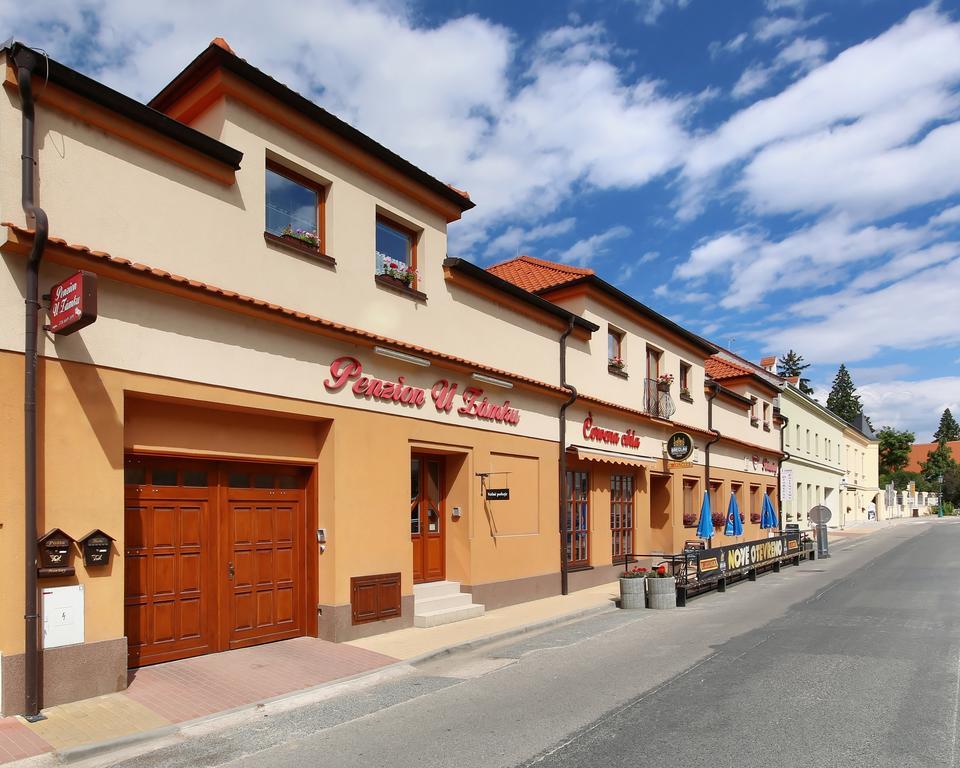 Penzion U Zamku Lednice Exterior foto