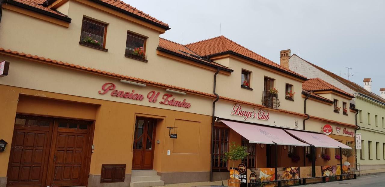 Penzion U Zamku Lednice Exterior foto